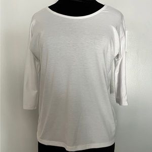 3/$20! Onzie ivory 3/4 sleeve open wrap back back top